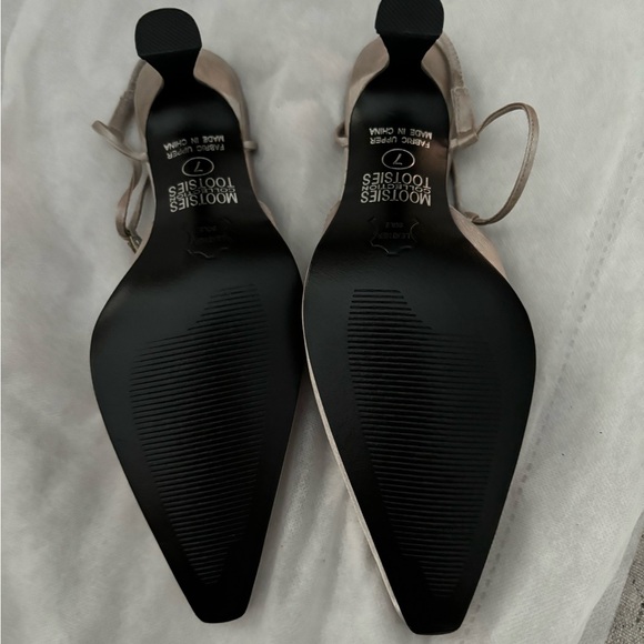 Mootsies Sling Back w/Rhinestones - Picture 2 of 4